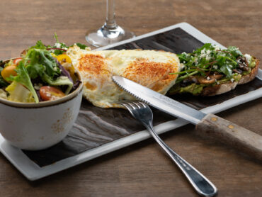 AVOCADO MUSHROOM TOAST