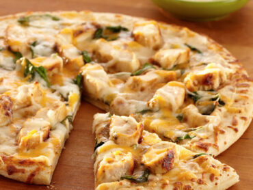 CHICKEN PIZZA